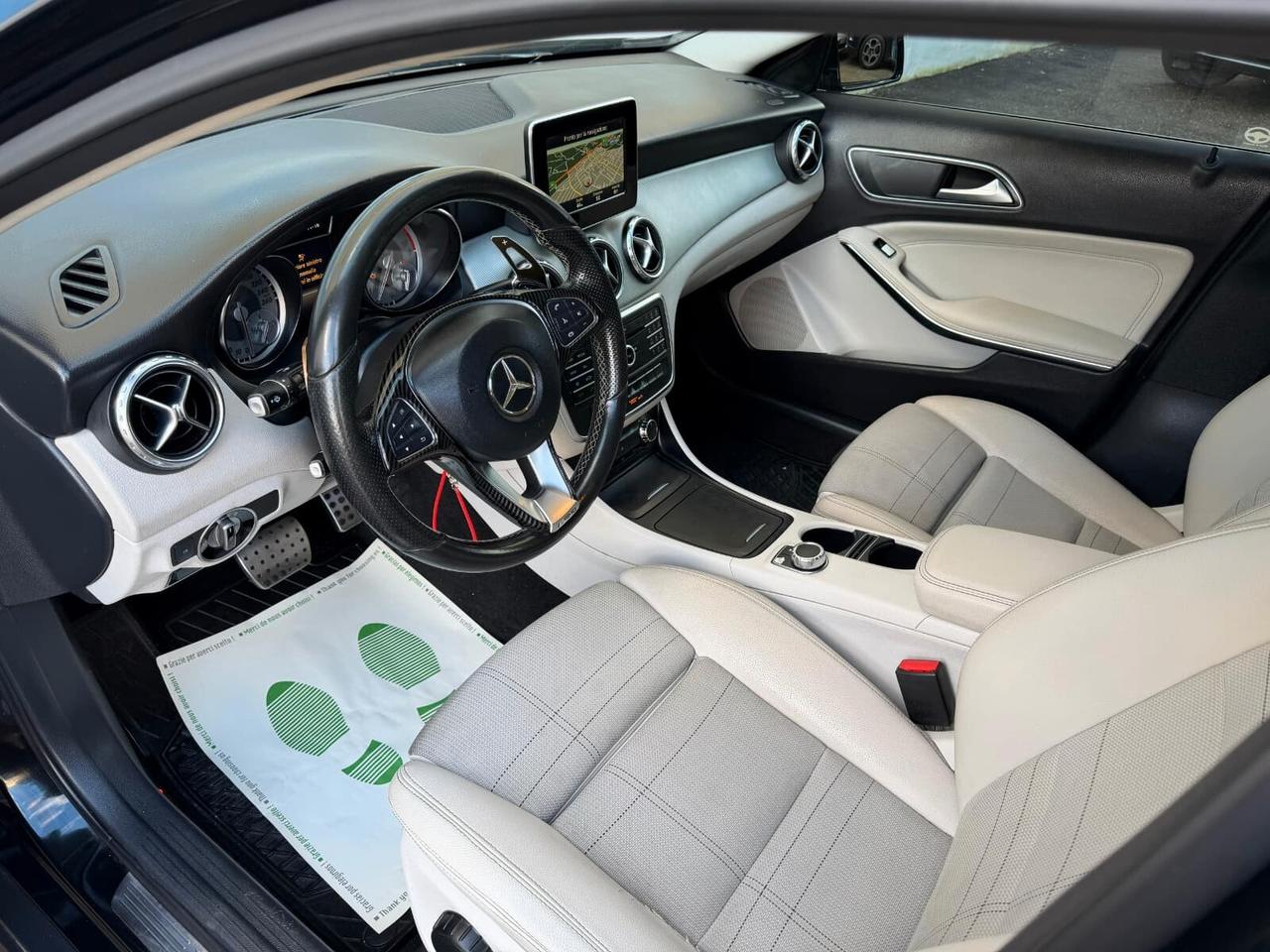 Mercedes-benz GLA 200 d Automatic Sport