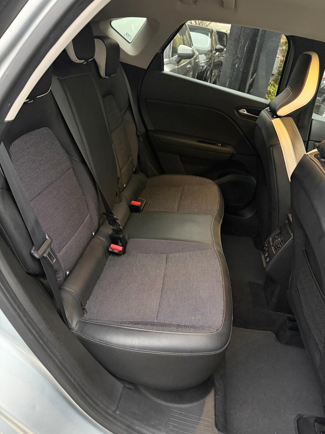 Renault Captur Plug-in Hybrid E-Tech 160 CV