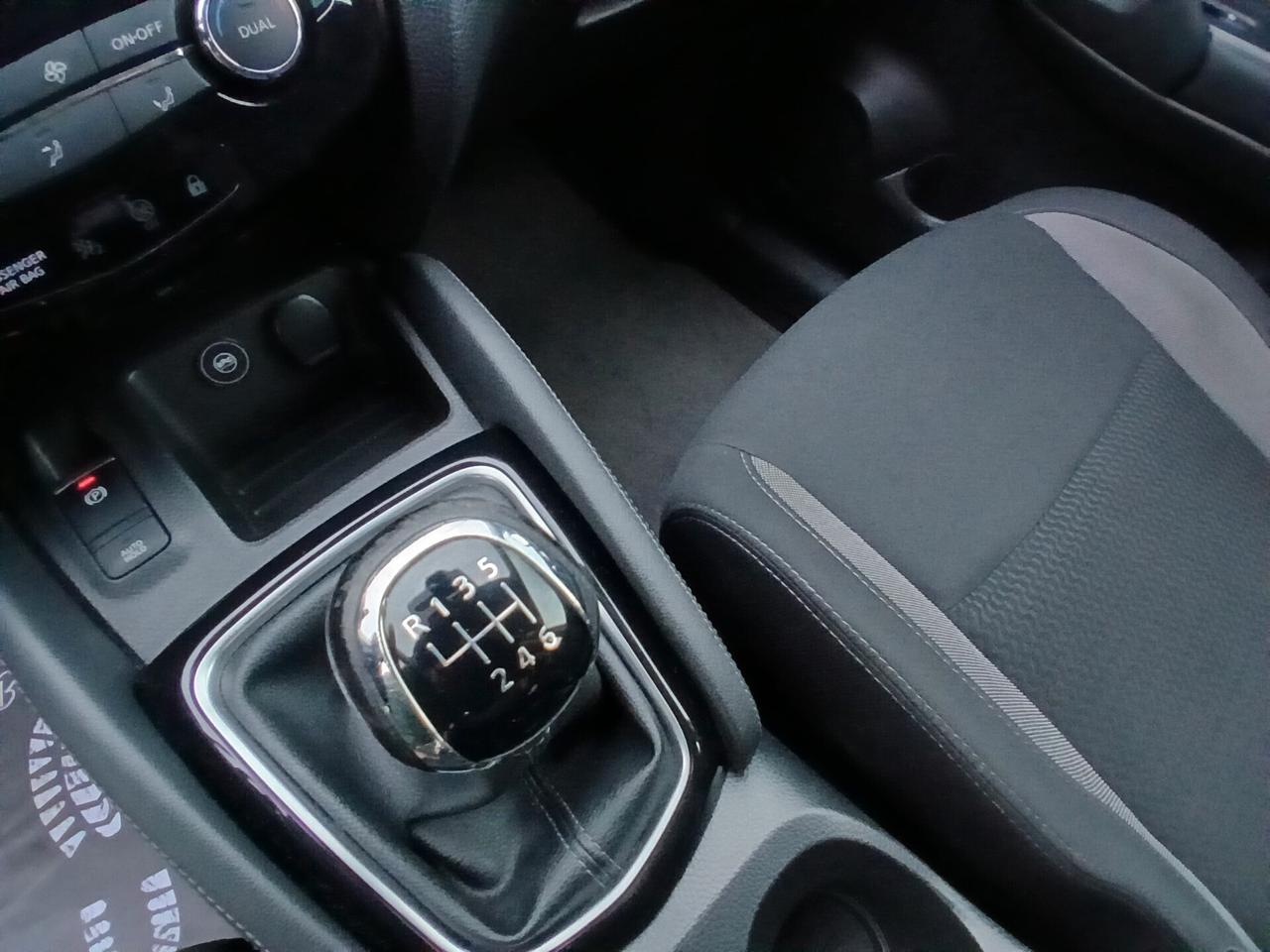 Nissan Qashqai 1.3 DIG-T 140 CV N-Connecta GPL