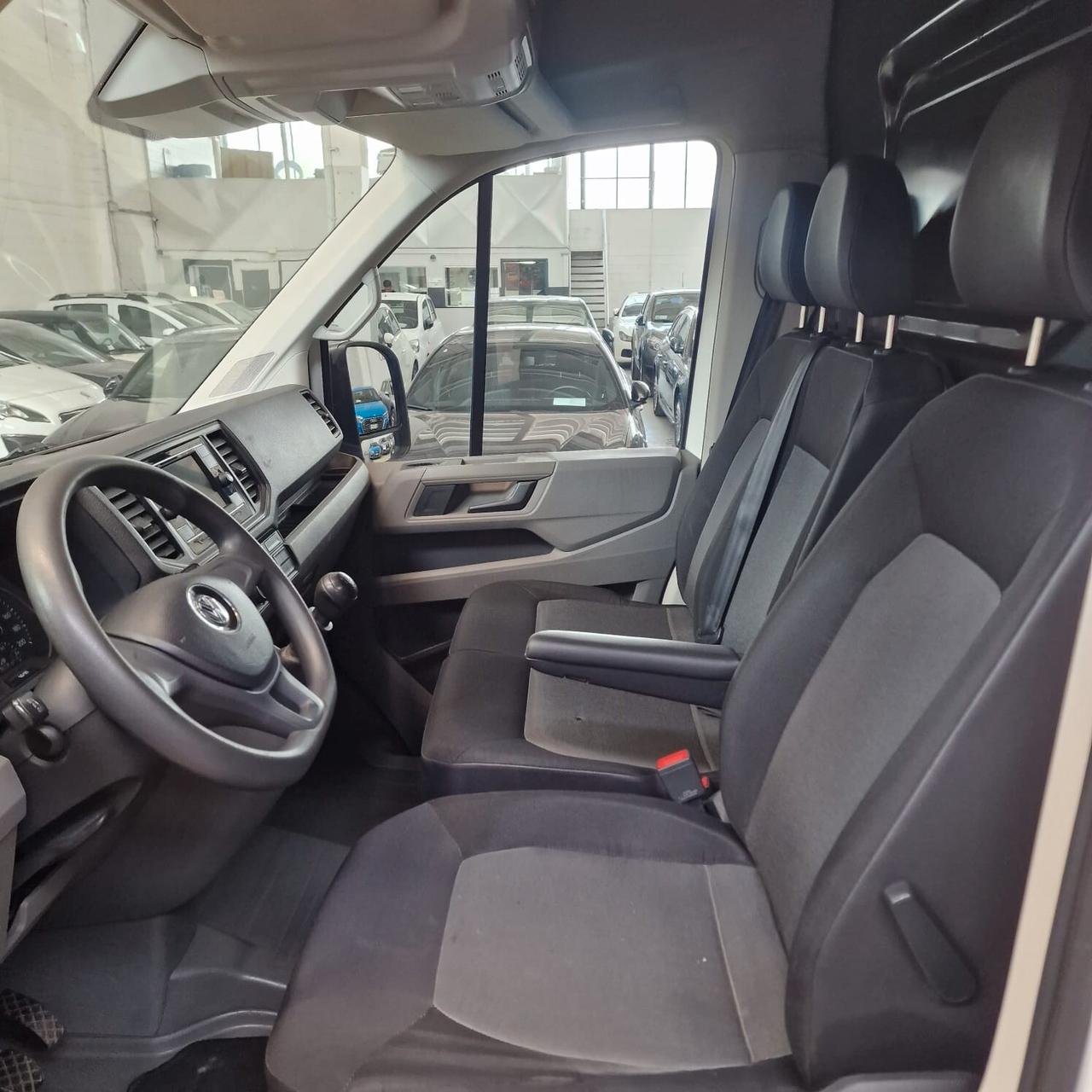 VOLKSWAGEN CRAFTER