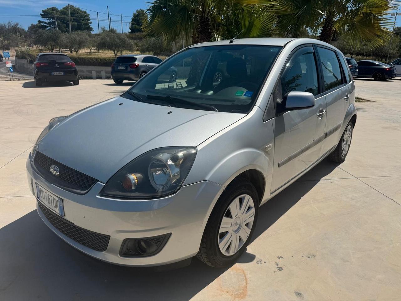 Ford Fiesta 1.4 TDCi 5p. Ghia