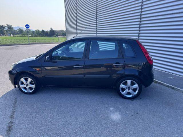 FORD Fiesta 1.2 16V 5p. Titanium OK NEOPATENTATO 5 Porte