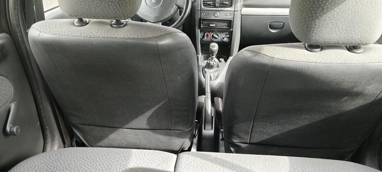 Renault Clio Storia 1.2 5 porte GPL Confort