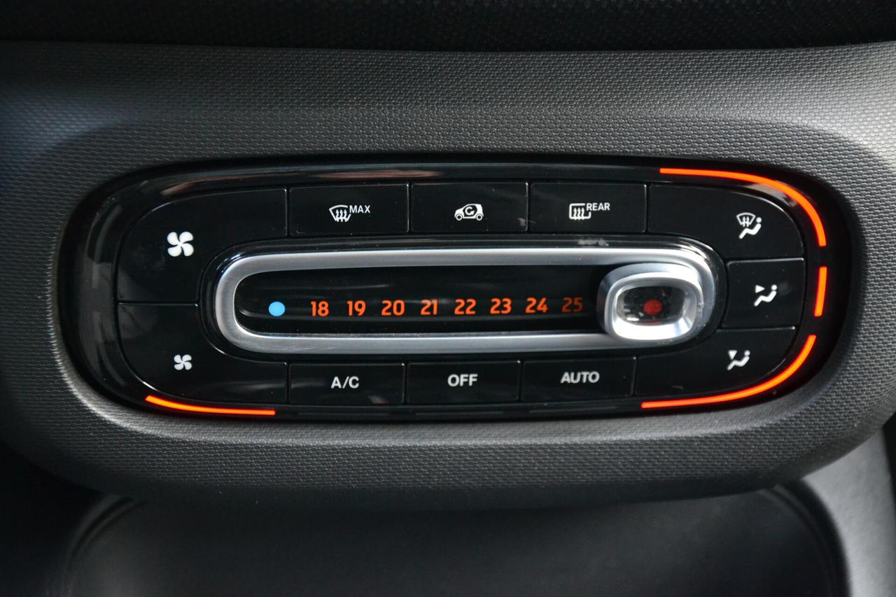 Smart ForFour EQ PULSE **CARICA RAPIDA**PREZZO REALE**RCAM