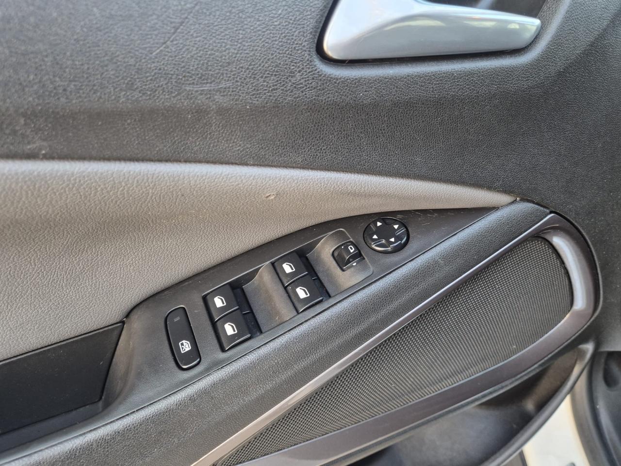 Opel Crossland X 1.2 GPL 12V Innovation