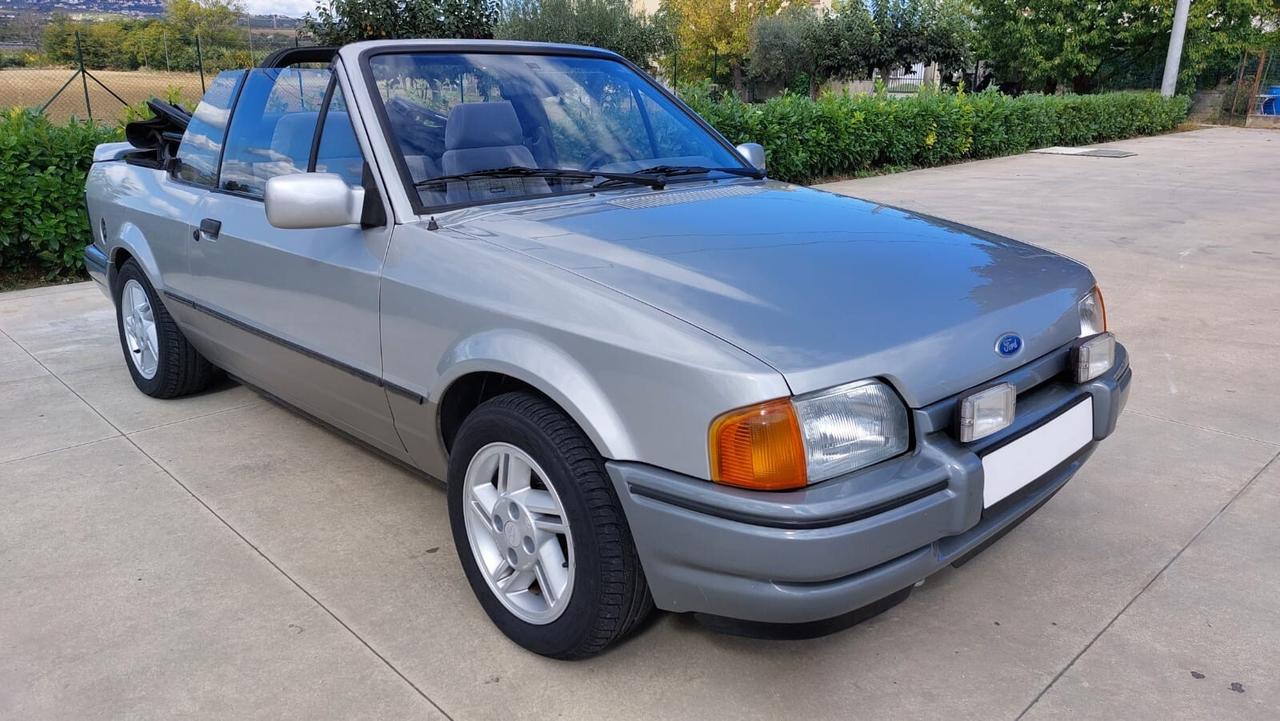 Ford XR3i Cabrio 1.6 Capote Nuova