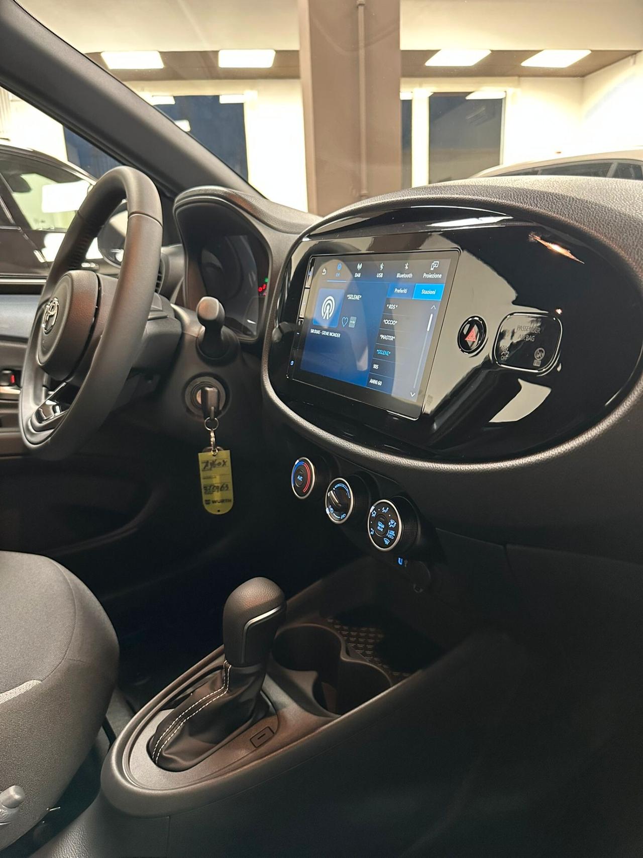 Toyota Aygo X 1.0 VVT-i 72 CV 5 porte Active S-CVT