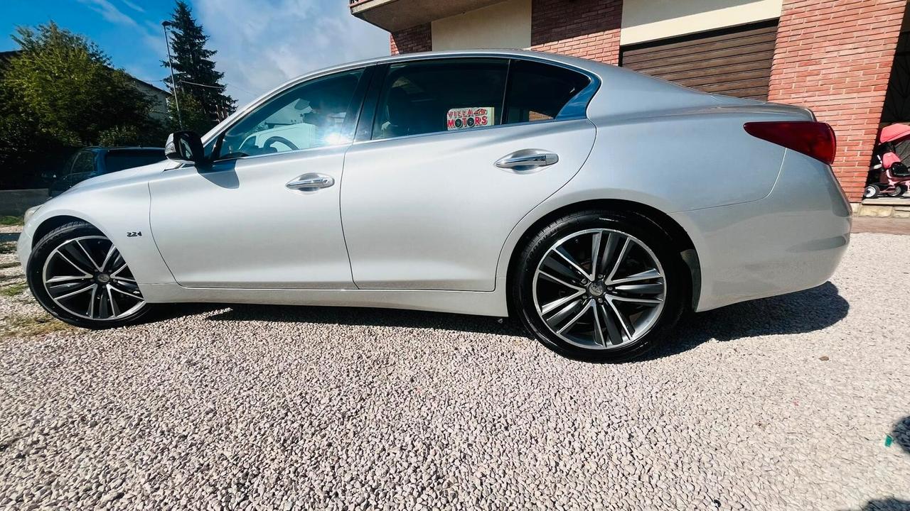 Infiniti Q50 2.2 diesel AT Sport