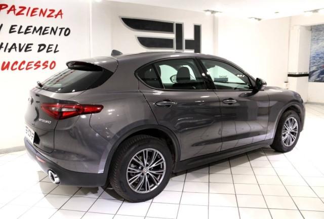 Alfa Romeo Stelvio 2.2 t Executive Q4 180cv auto