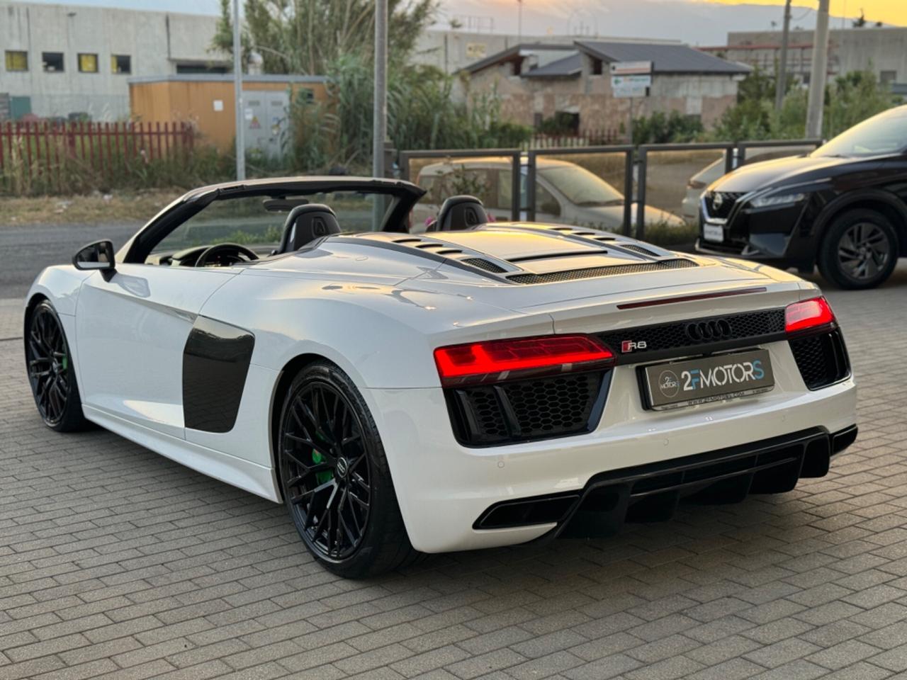 Audi R8 Spyder 5.2 V10 fsi quattro 540cv s-tronic