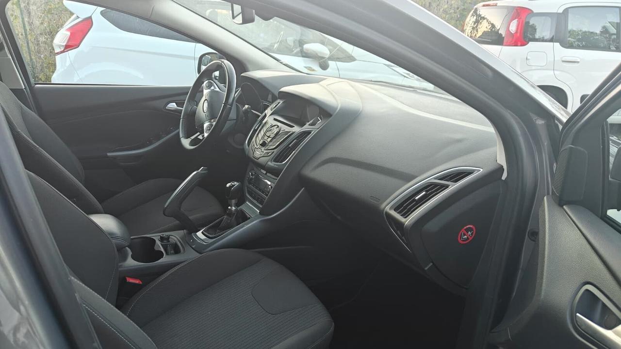 Ford Focus 1.6 TDCi 115CV 5p. Titanium