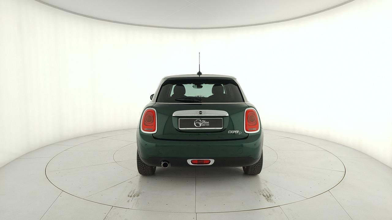 MINI Mini IV F55-F56 2014 - Mini 1.5 Cooper D Business XL 5p