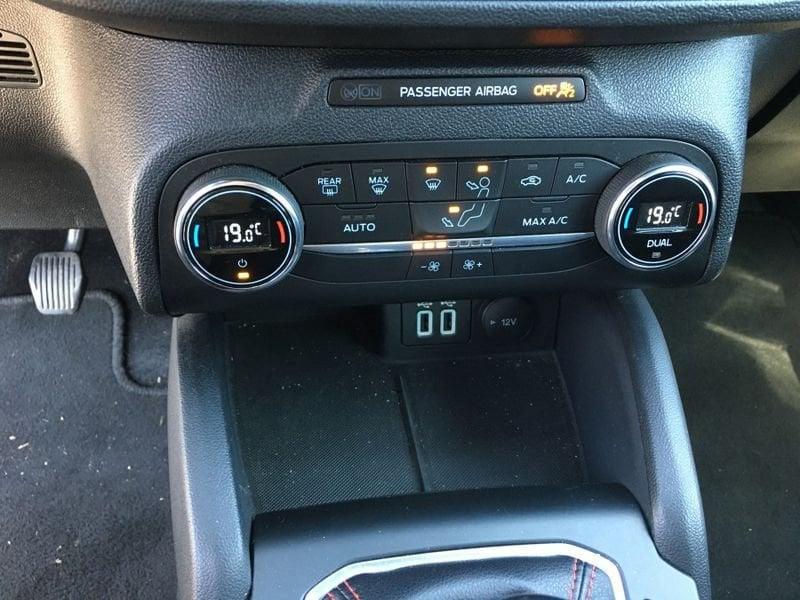 Ford Focus 1.0 EcoBoost Hybrid 125cv ST-Line 5p ST LINE