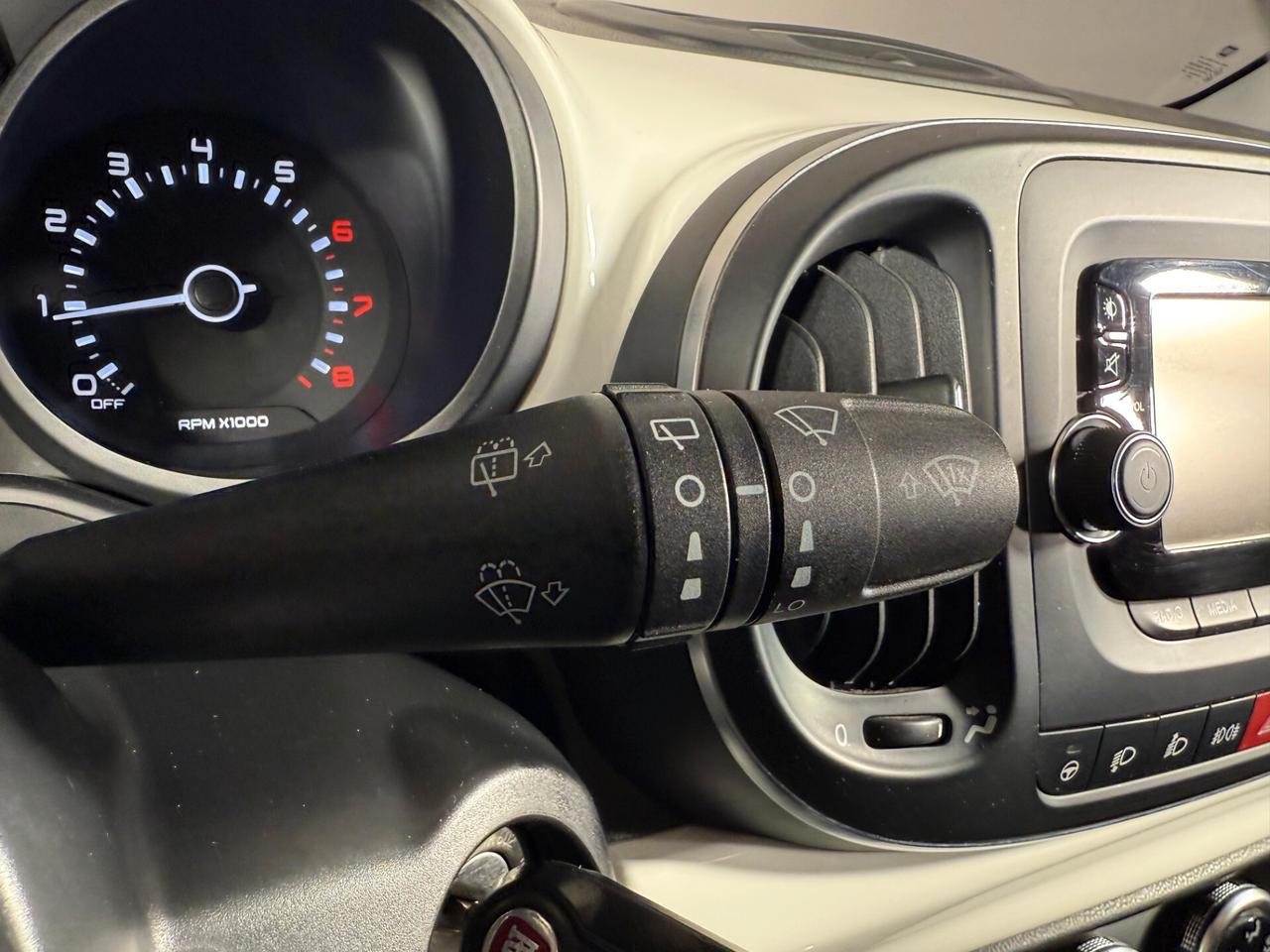 Fiat 500L 500 L Restyling 1.4 GPL benzina 95cv Pop Star