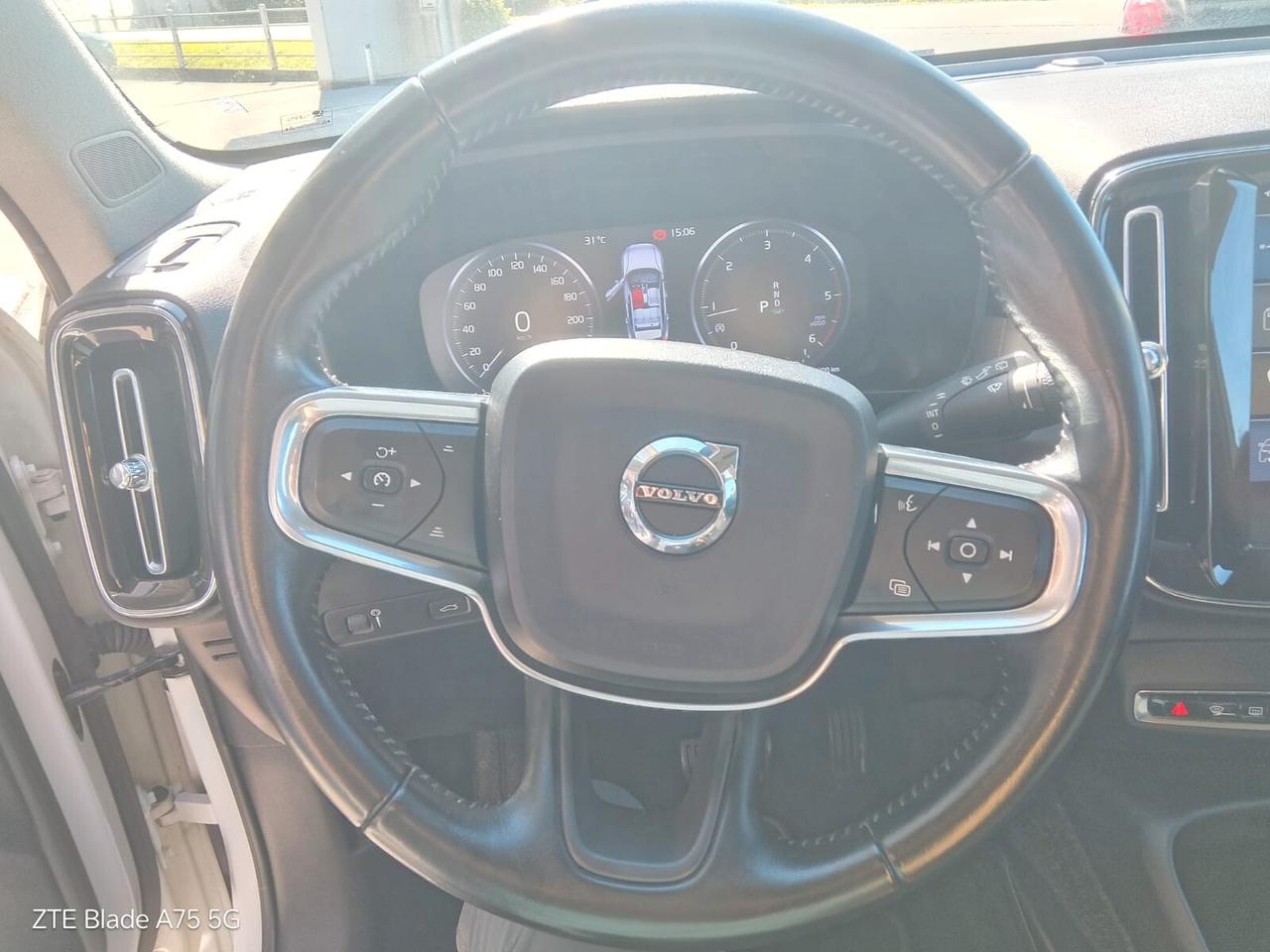 Volvo XC40 AWD