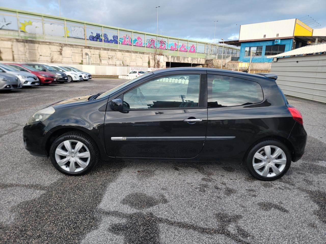 Renault Clio 1.2 16V 3 porte Dynamique