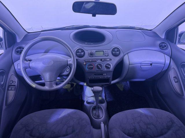 TOYOTA Yaris 1.3i 16V cat 3 porte aut. Sol