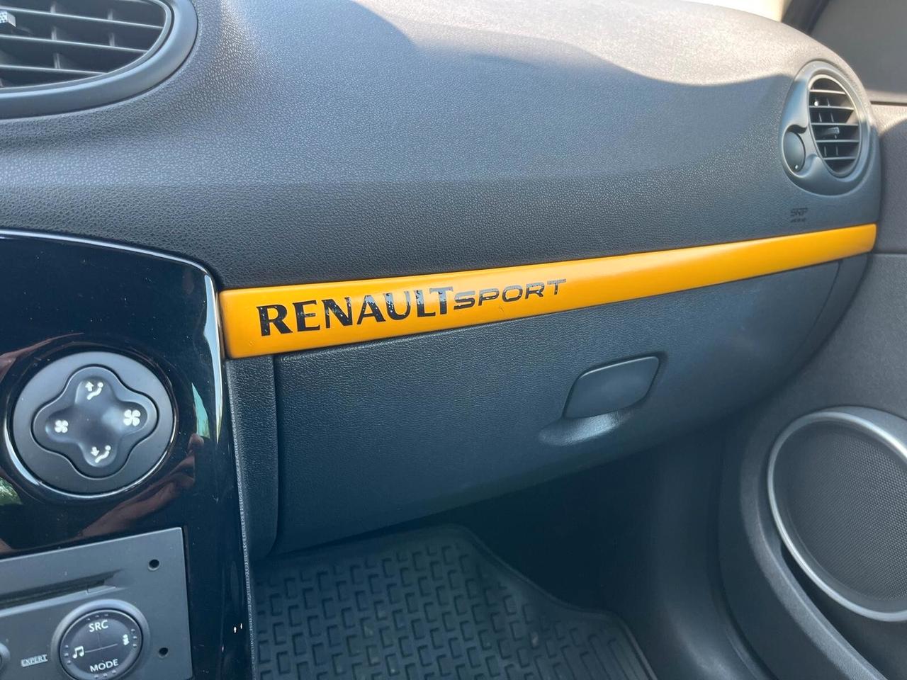 Renault Clio 2.0 16V 200CV RS LUXE - 2006