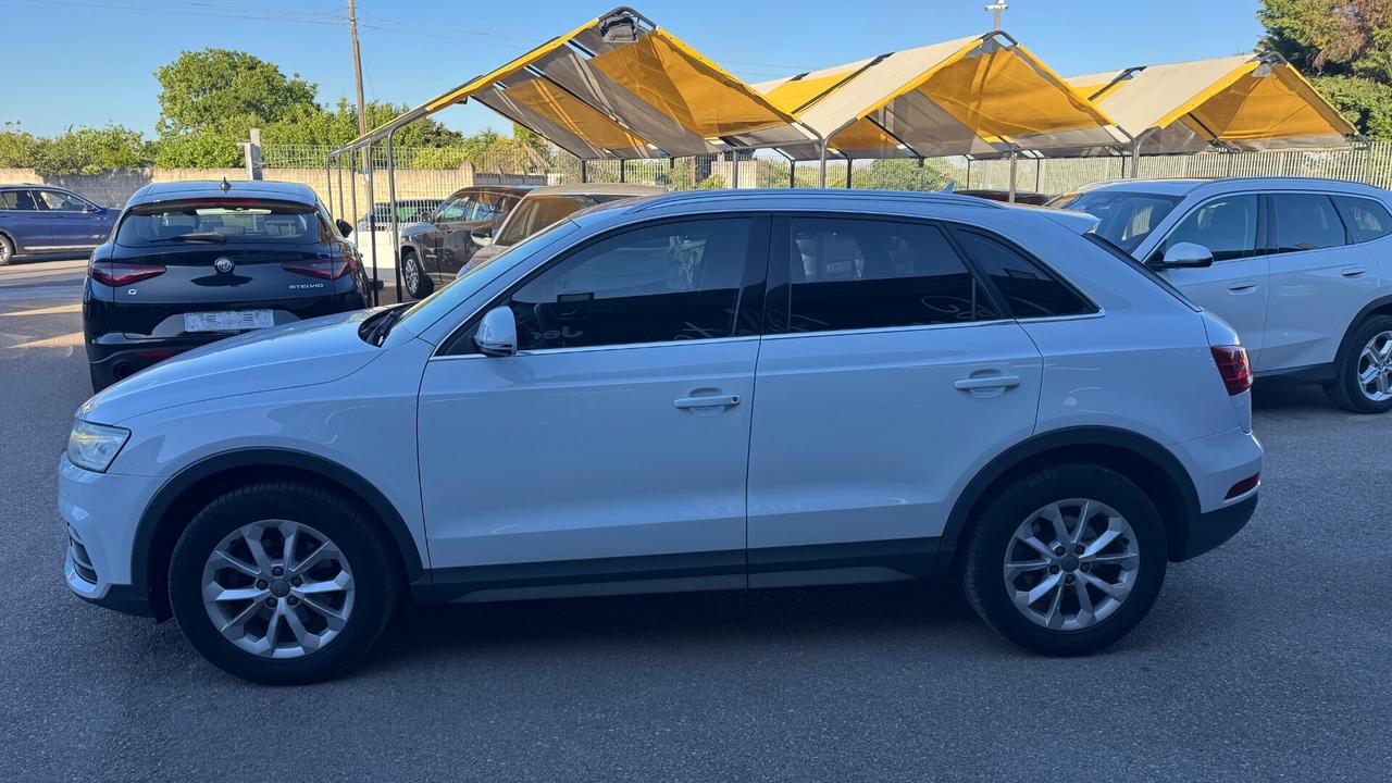 Audi Q3 2.0 TDI 150 CV quattro Sport