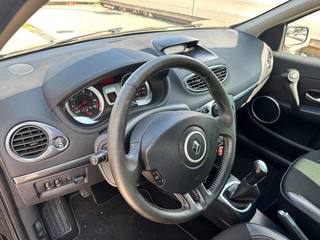Renault Clio 1.2 16V 5 porte Le Iene metano