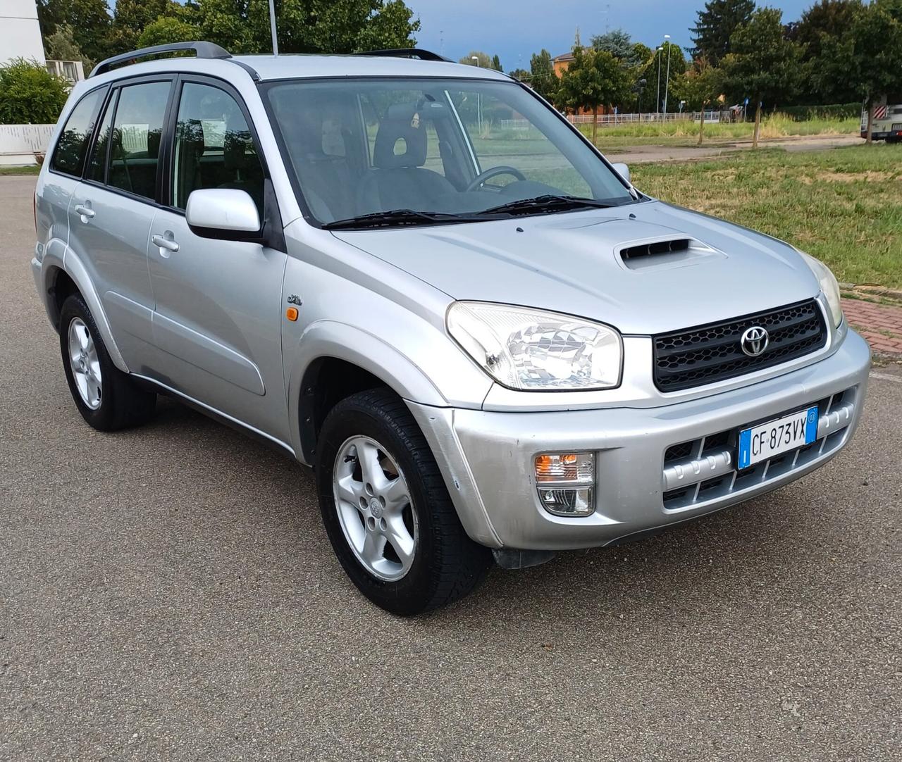 Toyota RAV 4 RAV4 2.0 Tdi D-4D cat 5 porte Sol