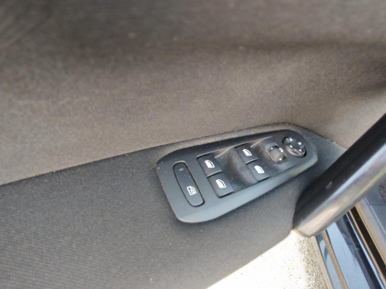 Peugeot 308 1.6 e-HDi 115 CV Stop&Start Allure