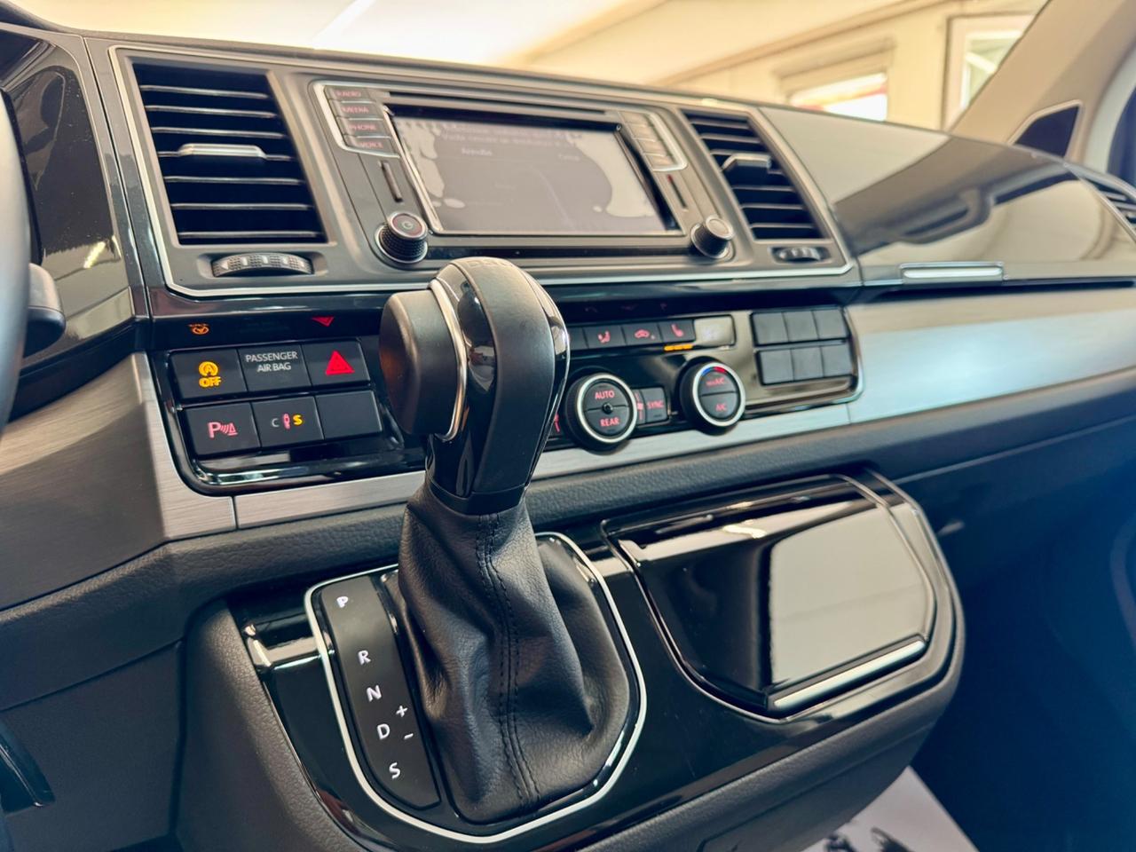 Volkswagen Multivan 2.0 TDI 204CV DSG Bulli 70