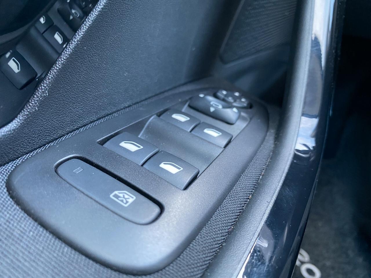 Peugeot 208 PureTech 82 Stop&Start 5 porte Allure >PERFETTA !!!