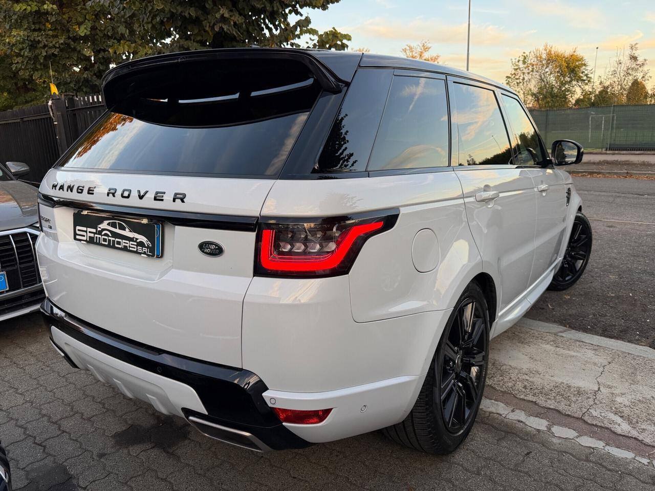 Land Rover Range Sport 3.0D l6 300 CV HSE Dynamic Stealth