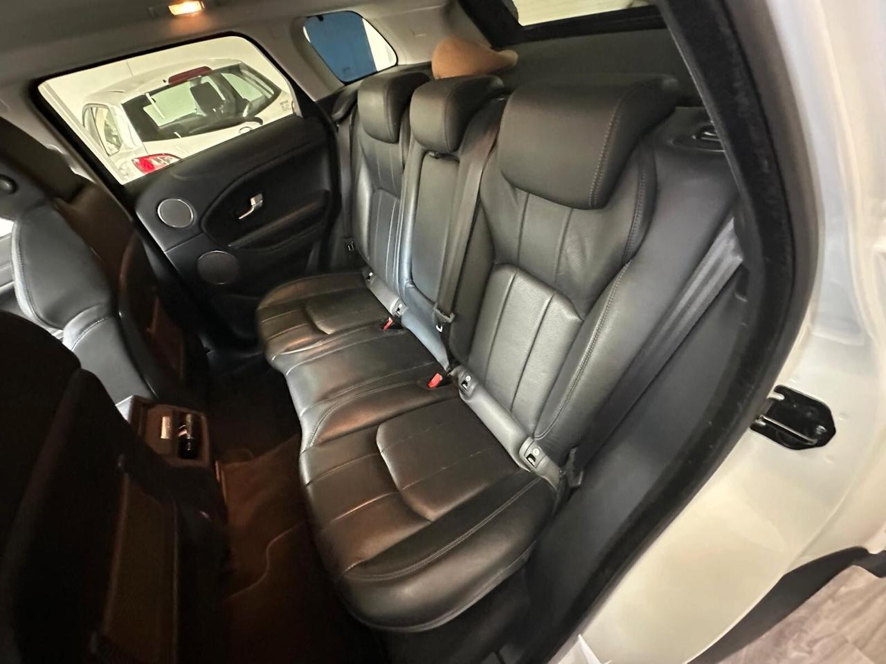 Land Rover Range Evoque 2.0 TD4 180 CV 5p. SE Dynamic