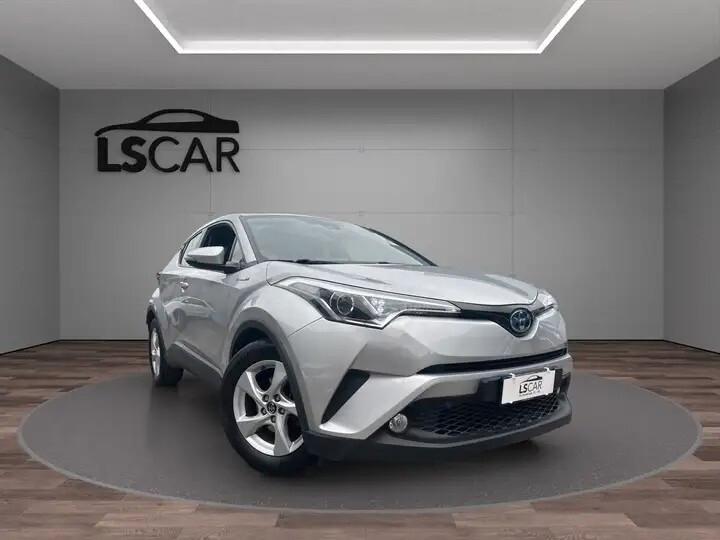 Toyota C-HR Active HYBRID 2wd-Unipro