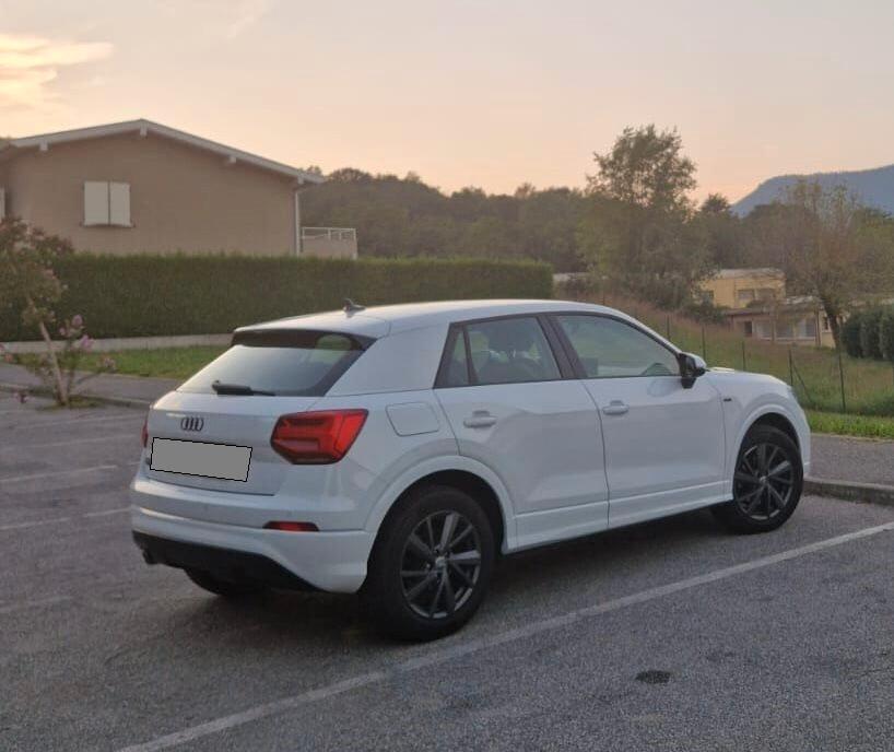 Audi Q2 30 TDI S tronic