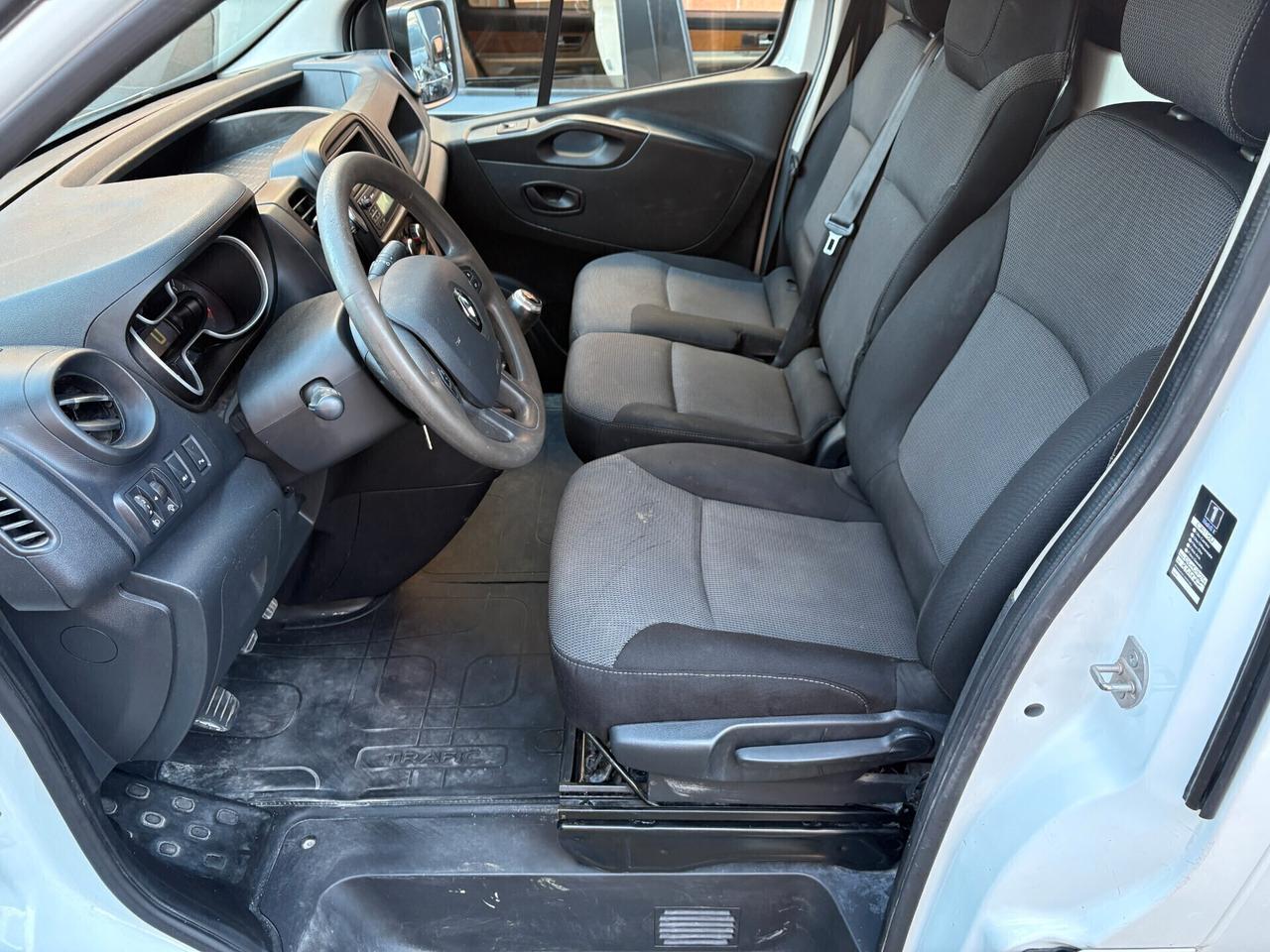 Renault Trafic 2.0 DCI -Unico Proprietario-Iva inclusa.