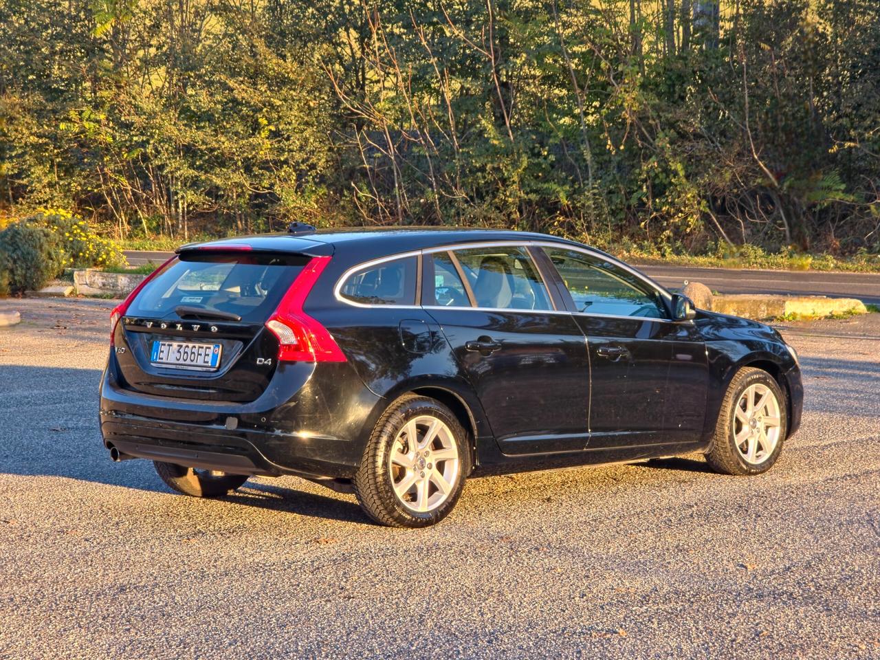 Volvo V60 D4 Geartronic R-design 2012-E5B Automatico