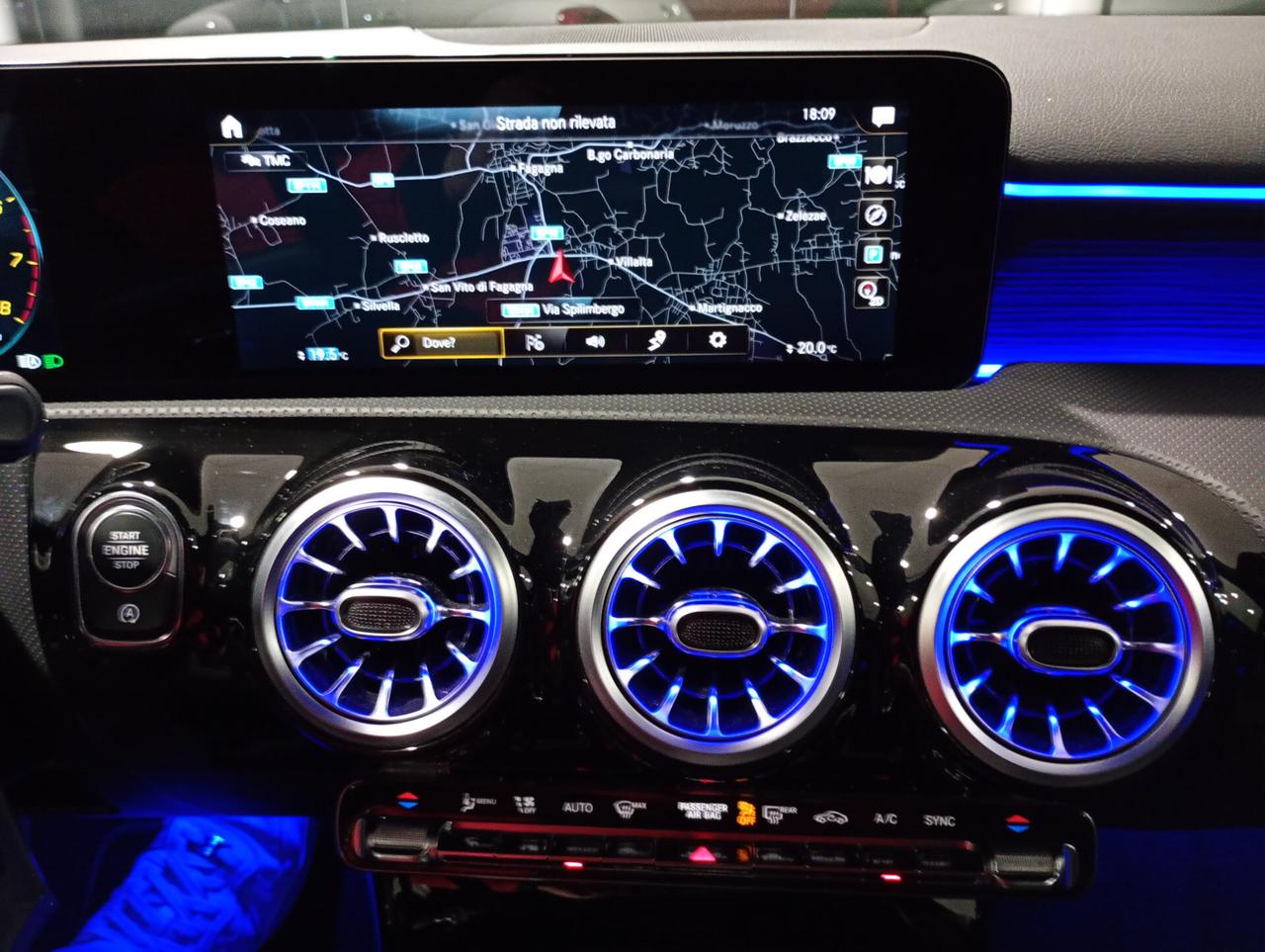 Mercedes-benz A 200 Automatic Premium Night Edition AMG