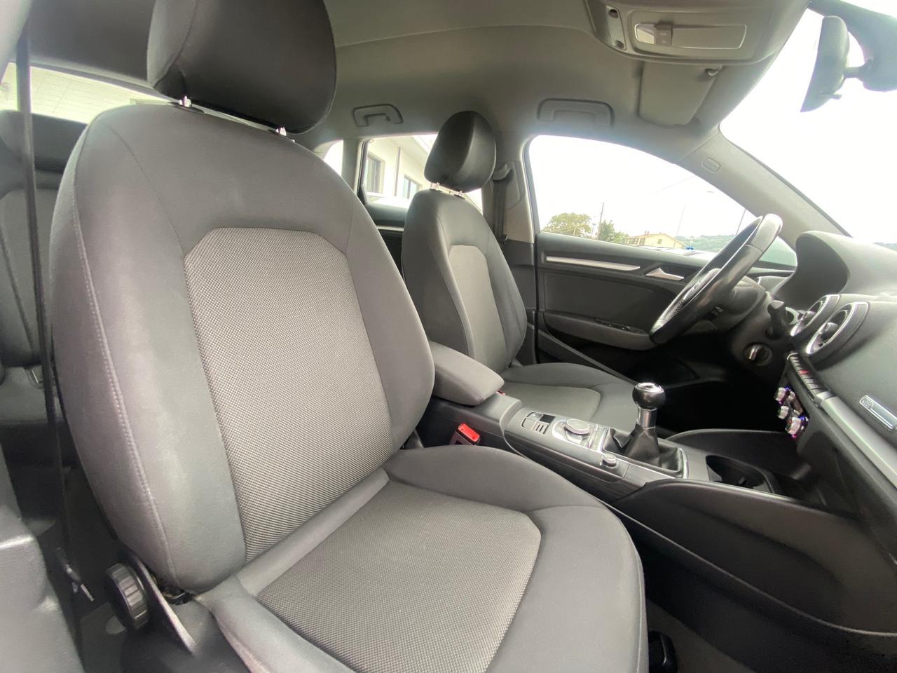 Audi A3 SPB 30 TDI Business 116cv