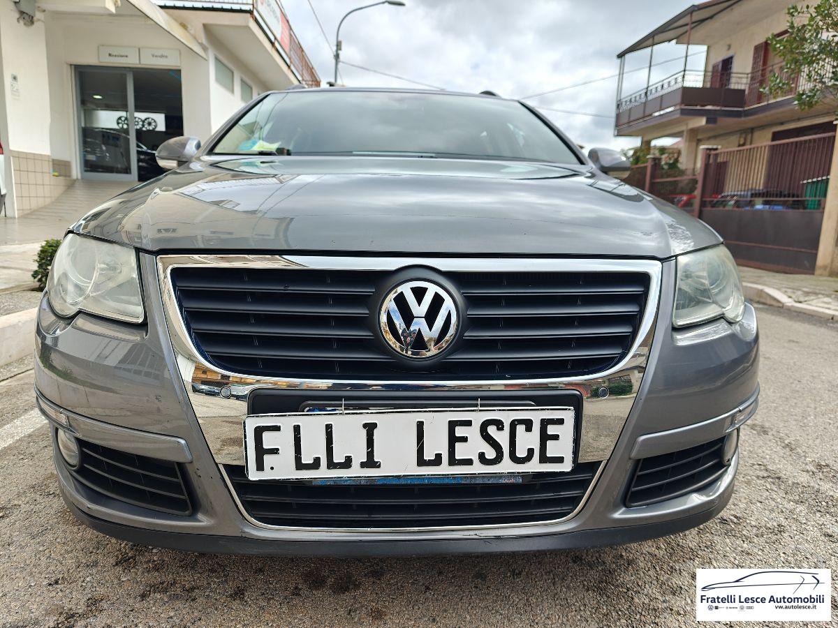 VOLKSWAGEN - Passat Variant Variant 2.0 tdi Comfortline dpf