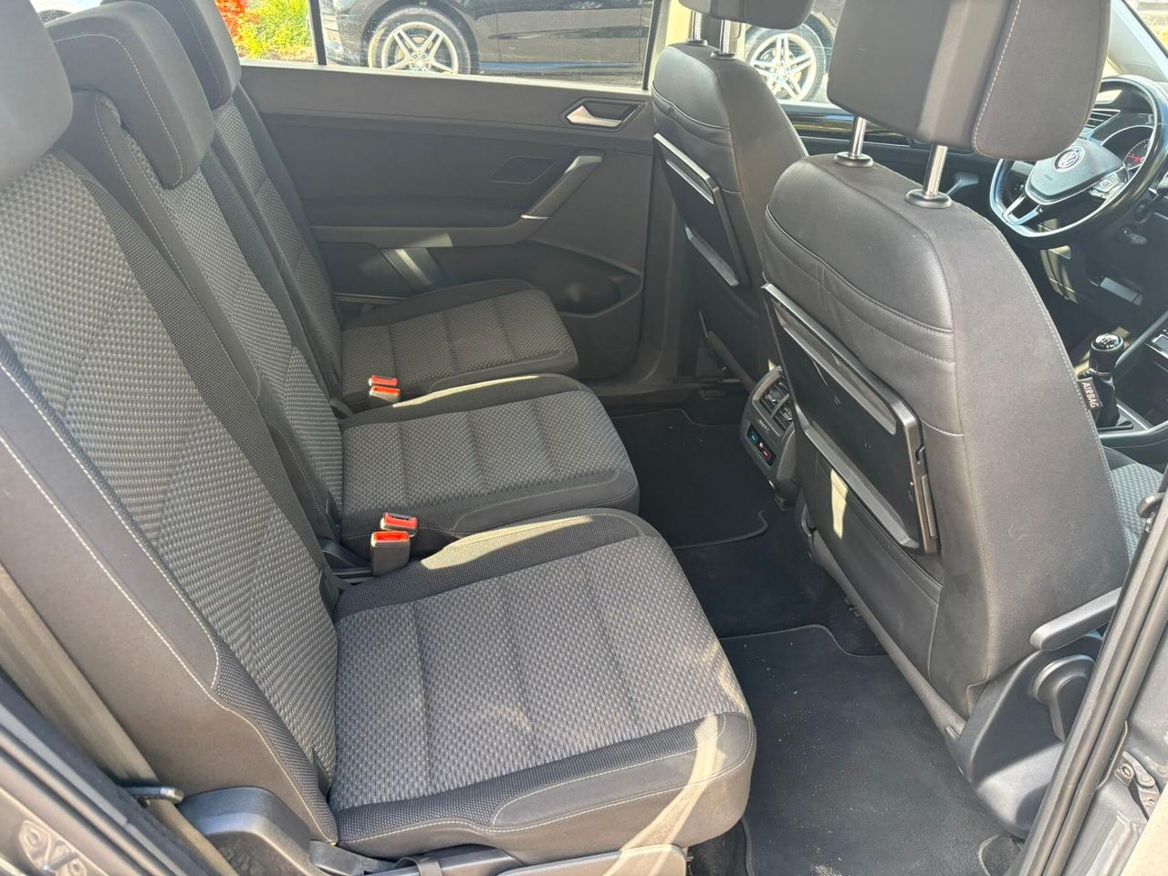 Volkswagen Touran Volkswageen 1.6 TDI Executive - Sette Posti