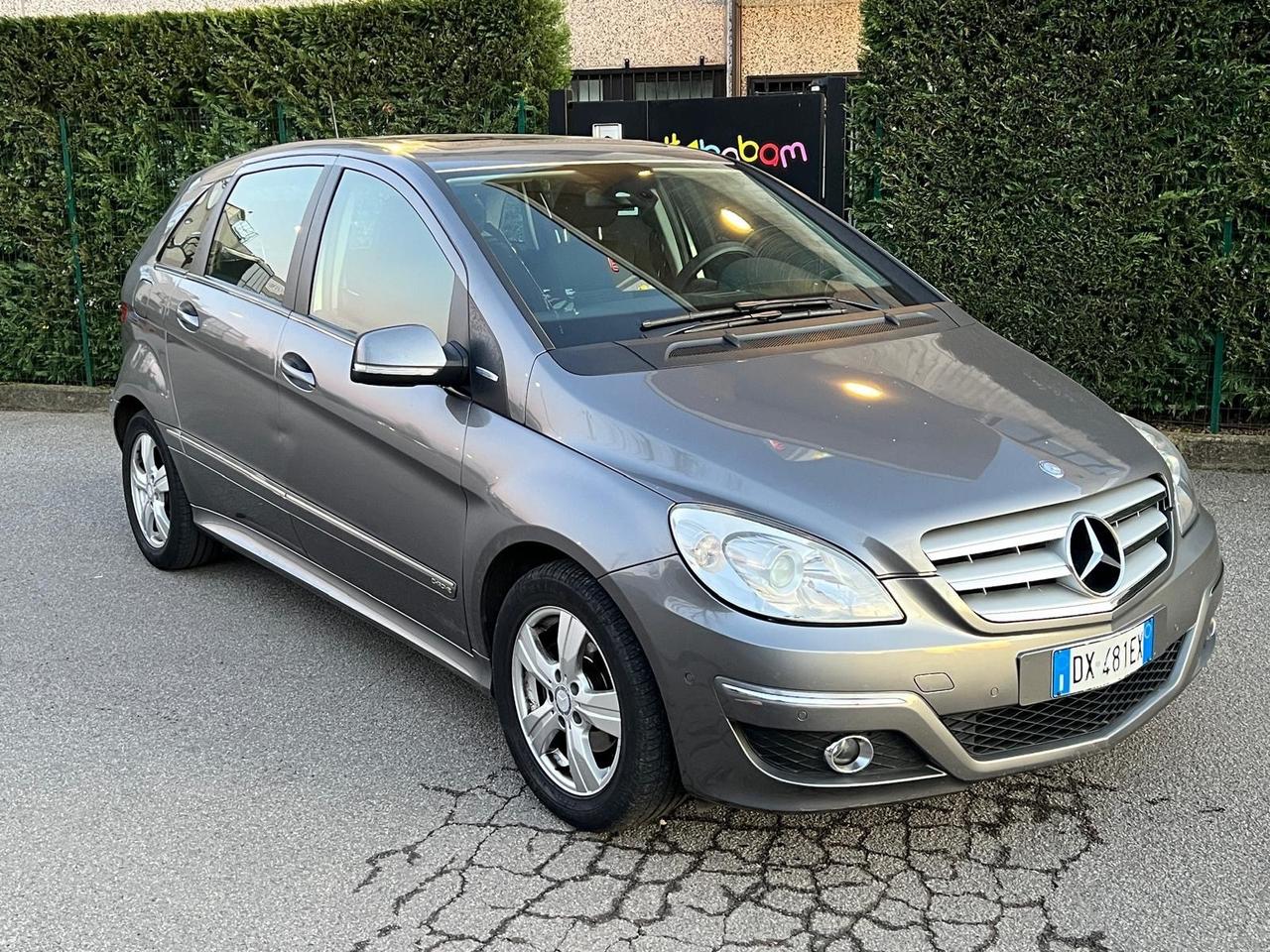 Mercedes-benz B 180 B 180 BlueEFFICIENCY Sport