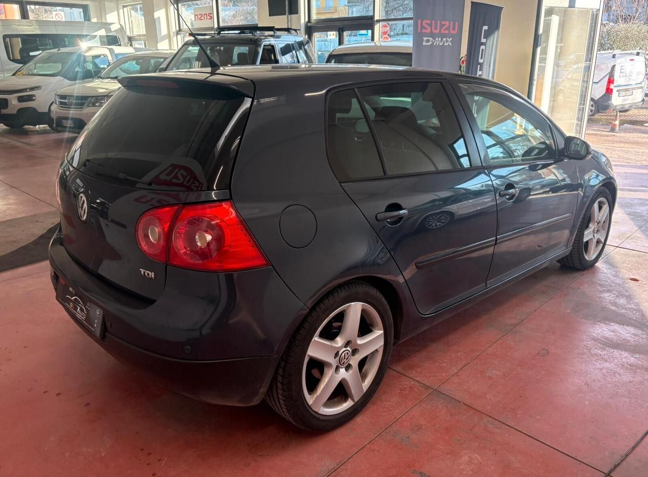 VOLKSWAGEN GOLF 5 TDI 1900 Diesel CV 105 PER NEOPATENTATI Km 210.348 garanzia 12 mesi