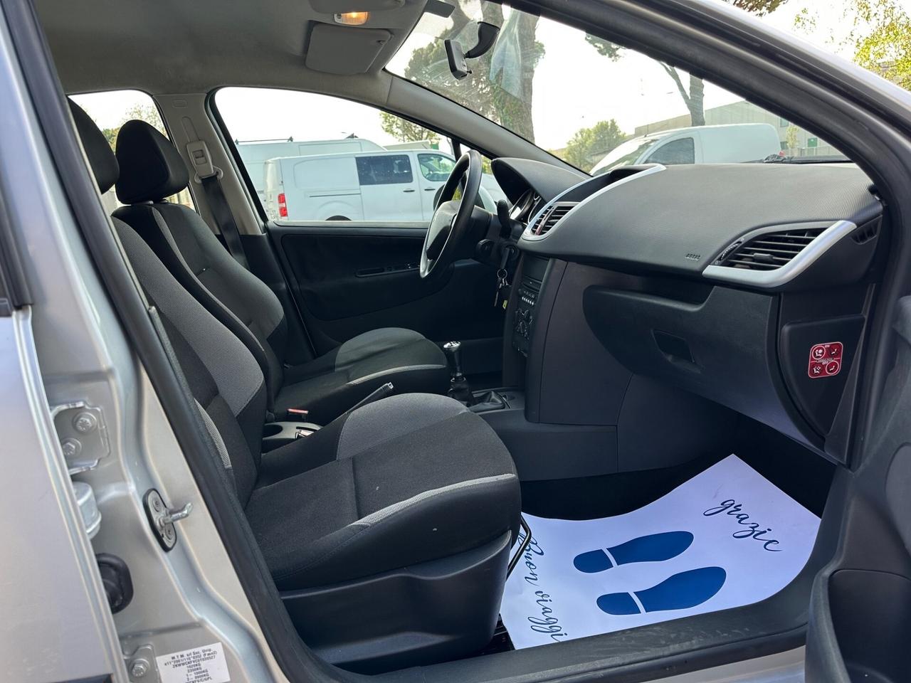 Peugeot 207 1.4 8V 75CV 5p. X Line ECO GPL