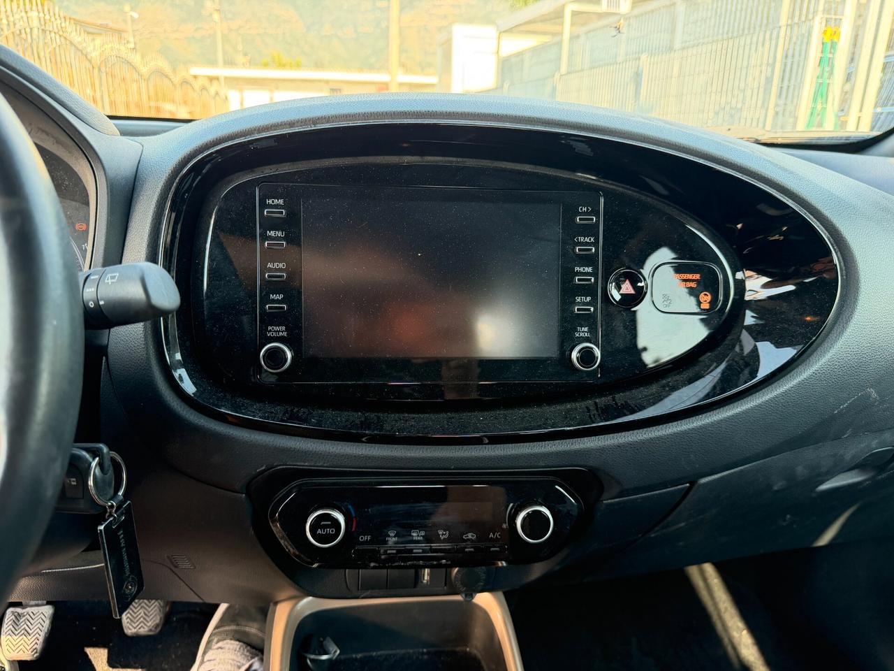 TOYOTA AYGO X 2023 1.0 BENZINA 72 CV *AIRB OK