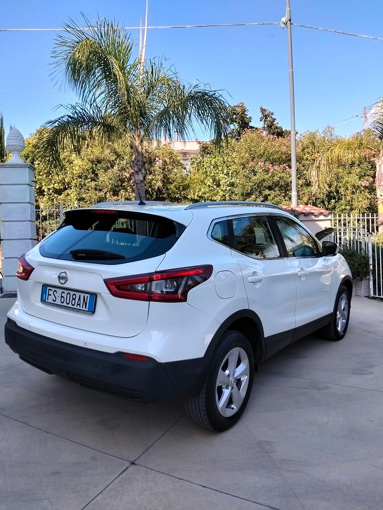 Nissan Qashqai 1.5 dCi N-Connecta