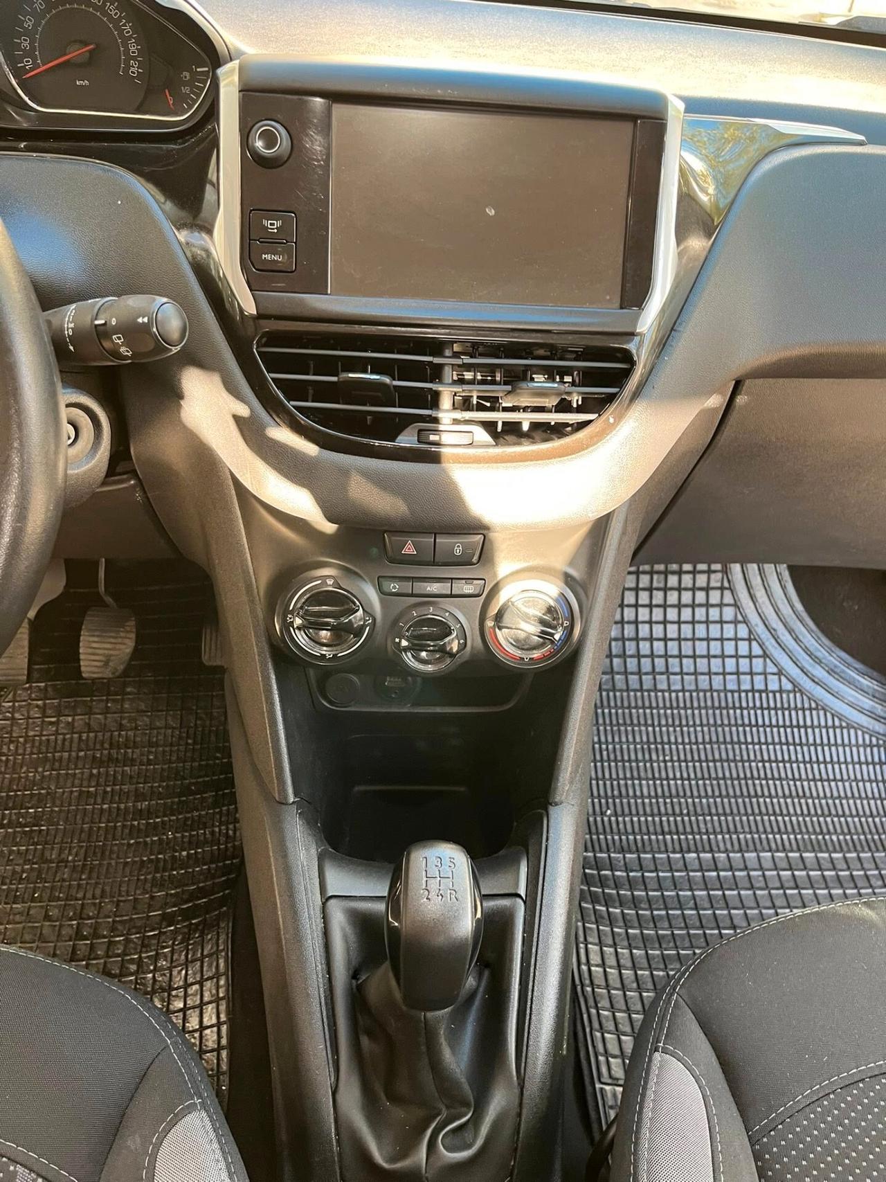 Peugeot 208 PureTech 82 5 porte Active