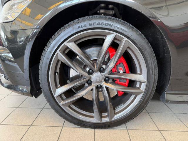 AUDI A6 Avant 3.0 TDI quattro tipt //MATRIX//NAVI//