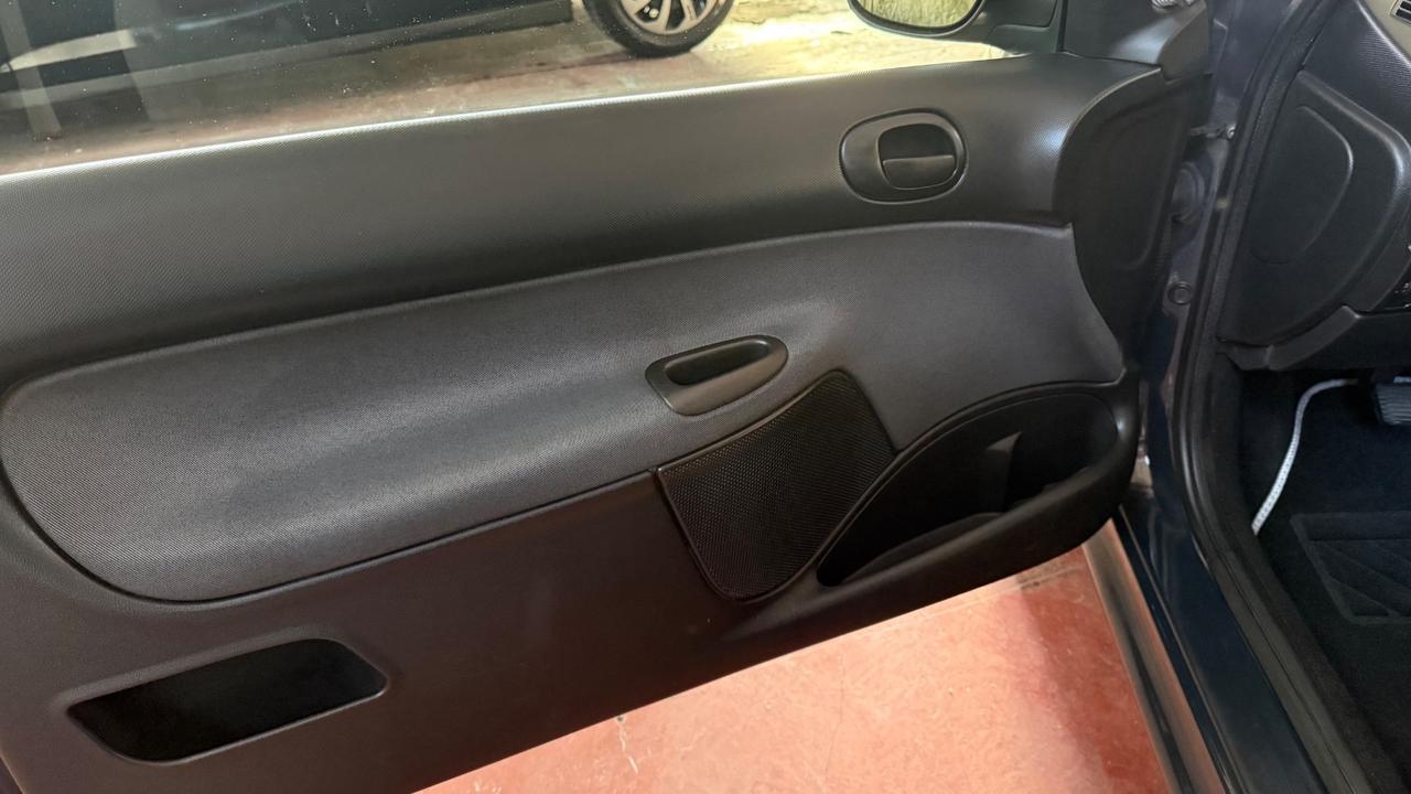Peugeot 206 Plus 1.1 60CV 3p. X Line
