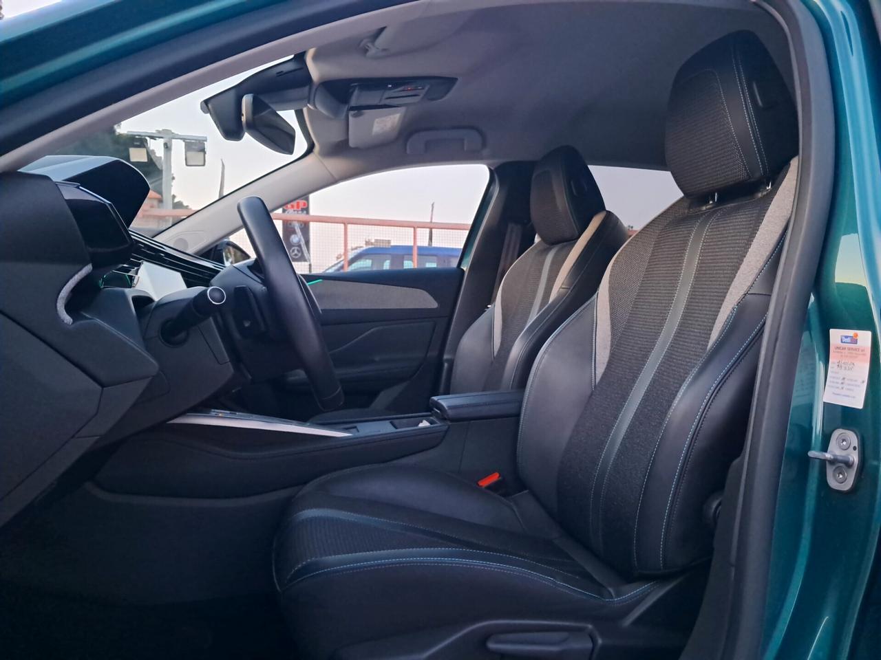 NEW Peugeot 308 HDi 130cv EAT8 Allure *LED-PELLE-NAVY*