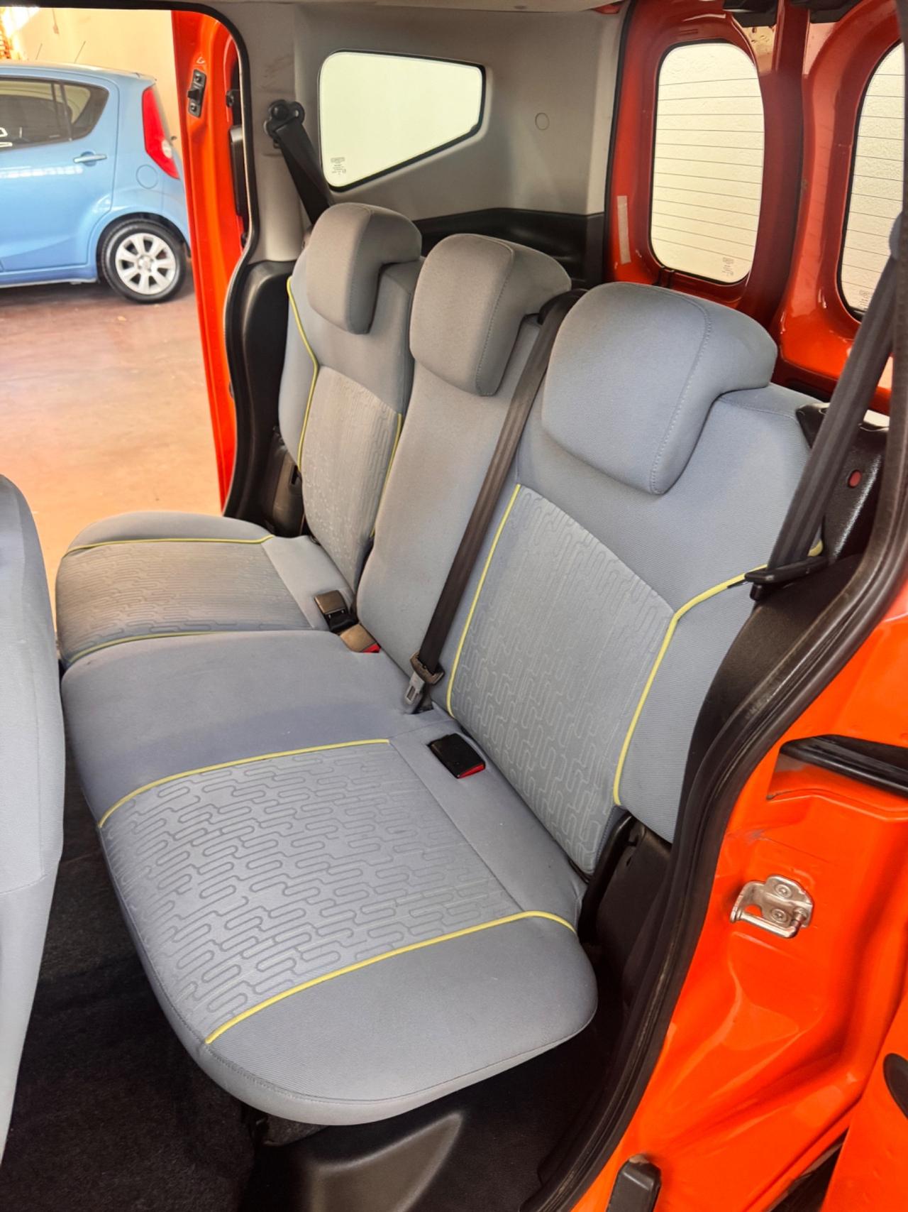 Peugeot Bipper Tepee 1.3 HDi 75 FAP Outdoor