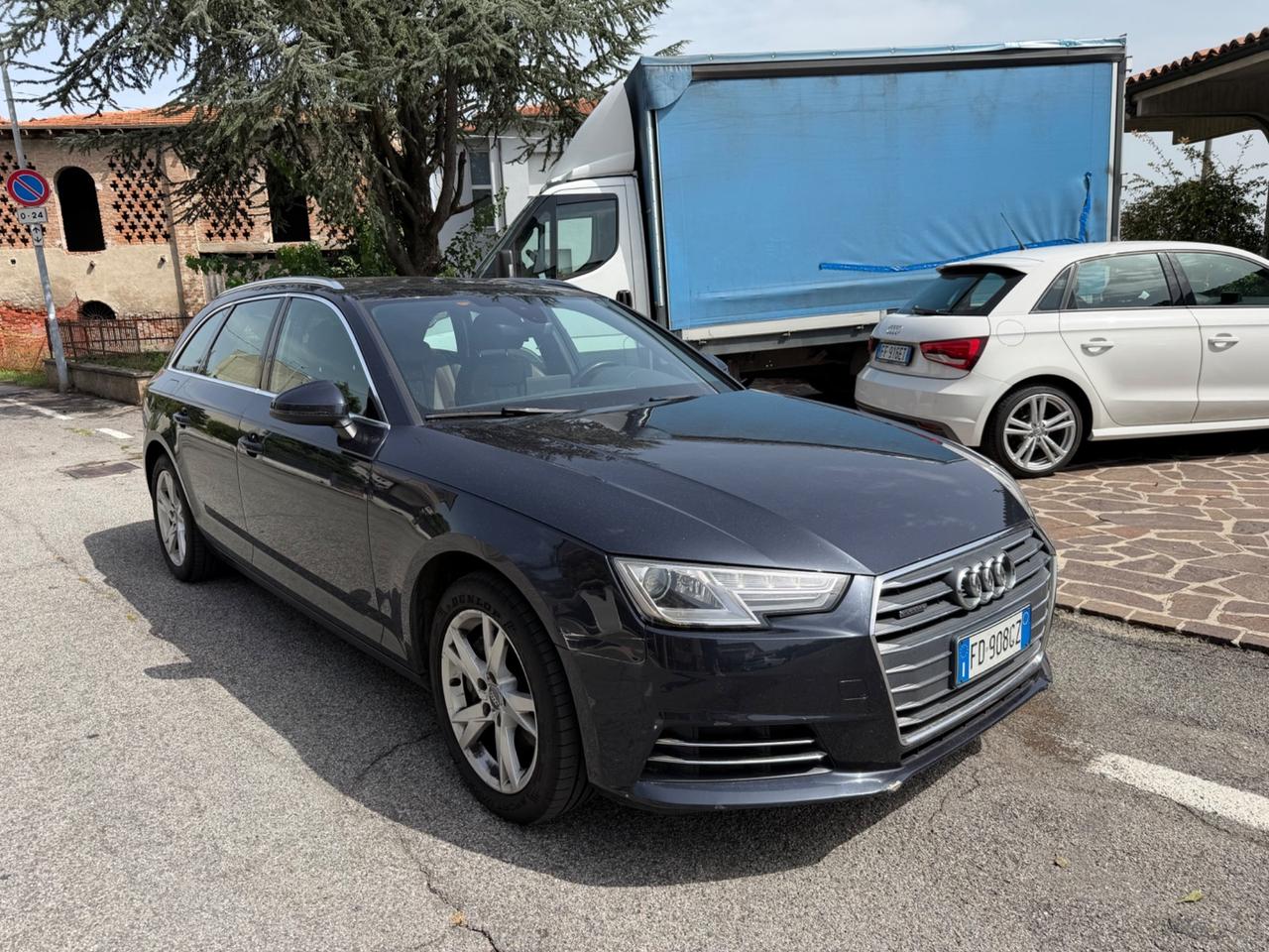 Audi A4 2.0 TDI 190 CV ultra S tronic Design