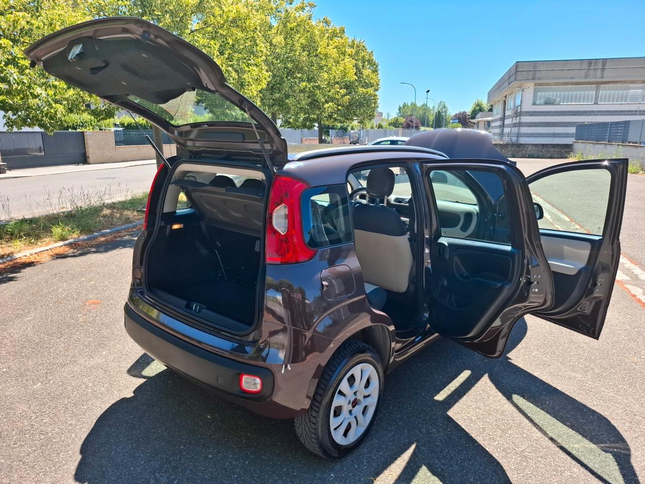 Fiat Panda 0.9 TwinAir Turbo Natural Power Lounge